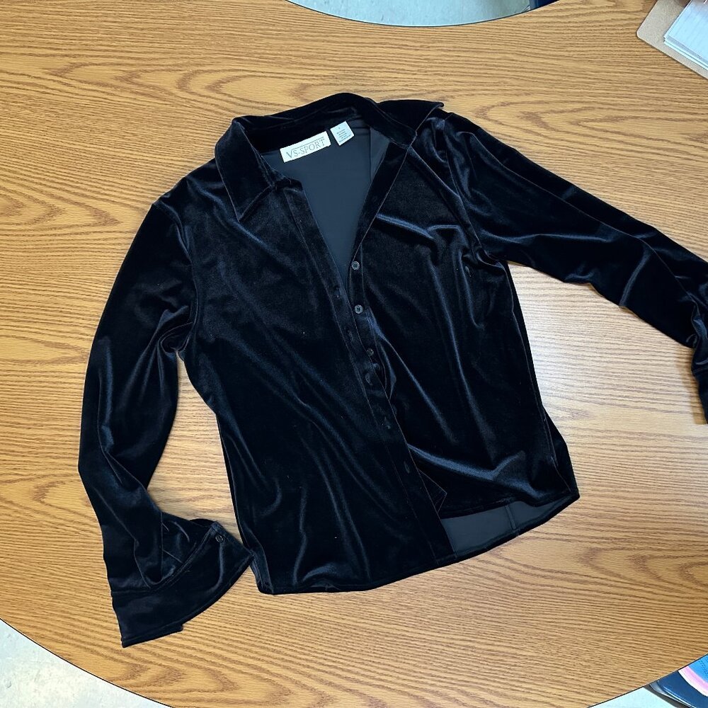 ✨ VINTAGE VS SPORT ✨ Midnight Velvet Button-Down | Chic & Luxe: Sz L